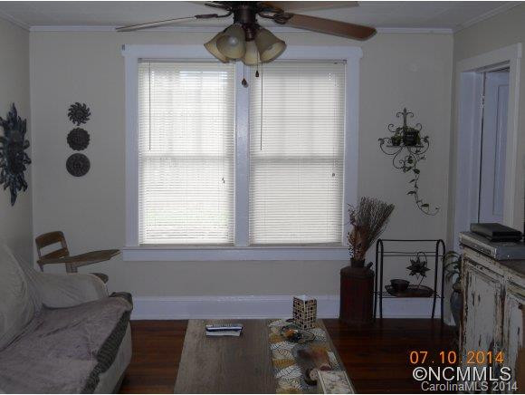 11 Craig Circle - Photo 2
