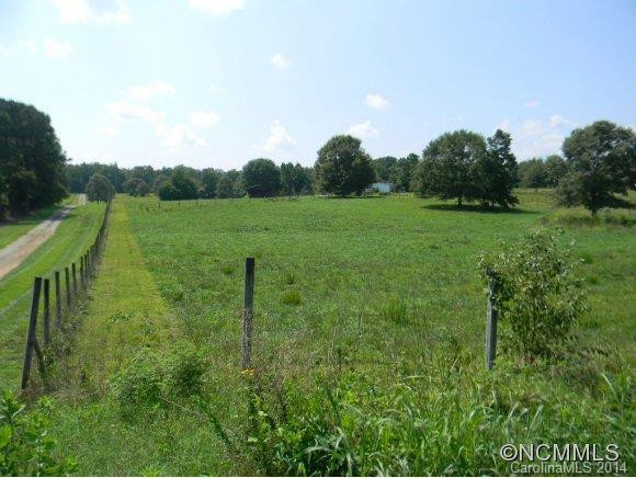 592  Scoggins Road - Photo 14