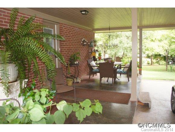 118 Freeman - Photo 4