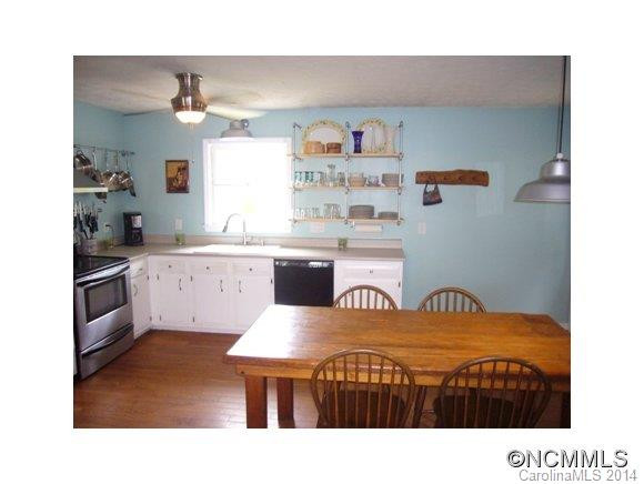 10 LAKEVIEW LANE - Photo 5
