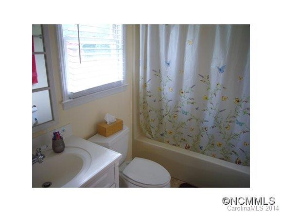 10 LAKEVIEW LANE - Photo 7