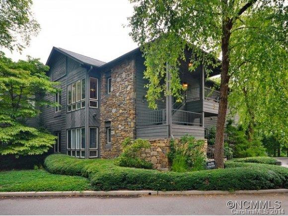 400 CHARLOTTE STREET #302