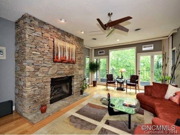 400 CHARLOTTE STREET #302 - Photo 5