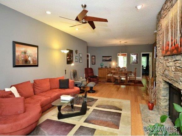 400 CHARLOTTE STREET #302 - Photo 6
