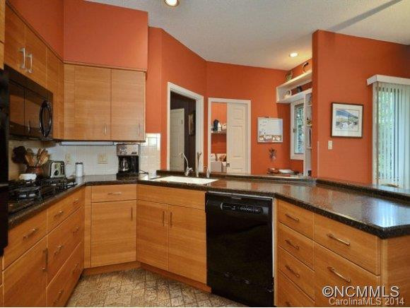 400 CHARLOTTE STREET #302 - Photo 9