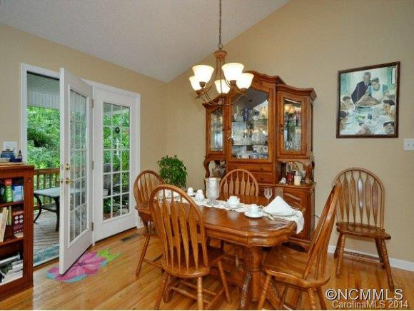 106 WOOD GLEN COURT - Photo 7