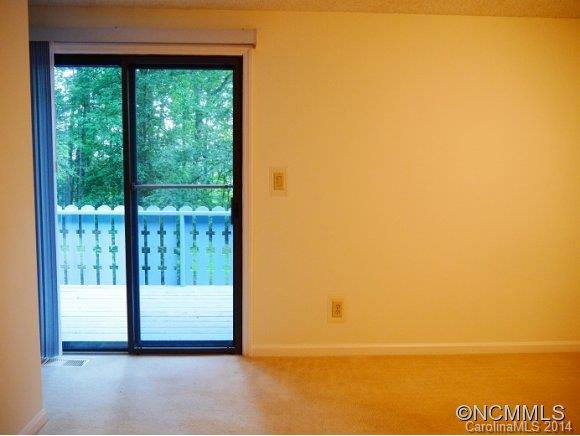 345 Kingswood Dr. - Photo 13