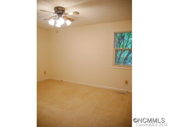 345 Kingswood Dr. - Photo 16