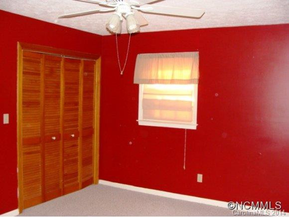 69 Regal Knolls Dr - Photo 9