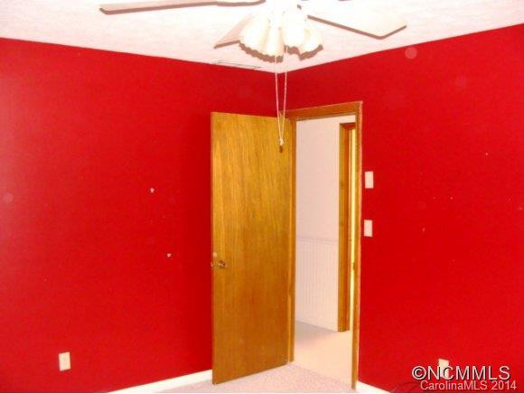 69 Regal Knolls Dr - Photo 10