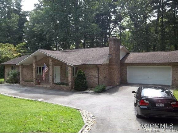 305 Mockingbird Drive