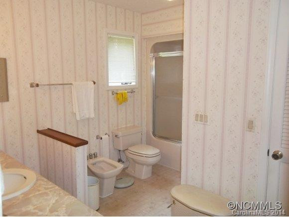305 Mockingbird Drive - Photo 13