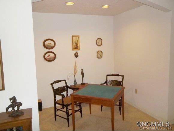 305 Mockingbird Drive - Photo 7