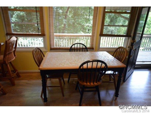 282 Friar Tuck Lane - Photo 10