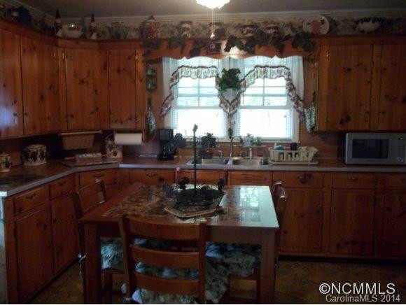 2027 Chase High Road - Photo 2