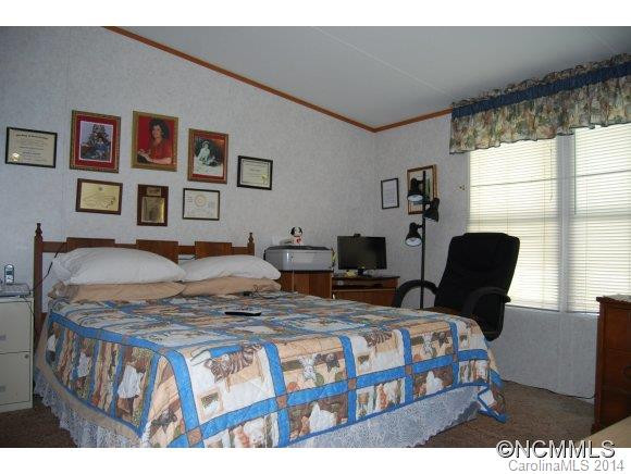 101 Locust Street - Photo 6