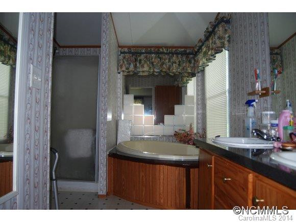 101 Locust Street - Photo 7