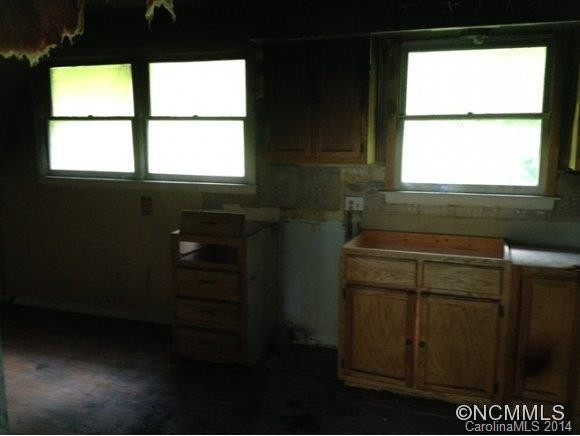 60 Whitehaven Drive - Photo 3