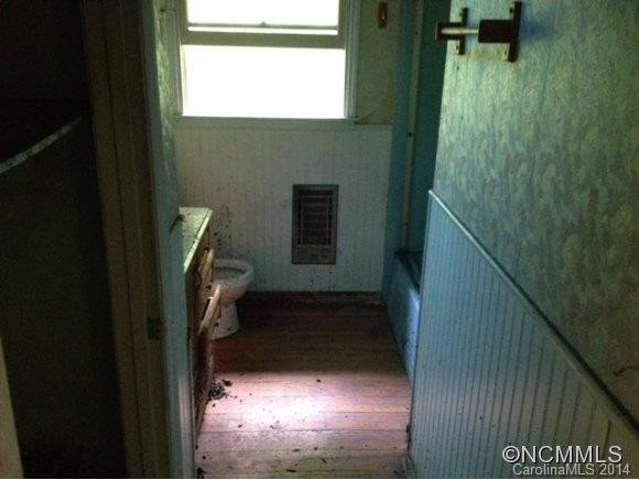 60 Whitehaven Drive - Photo 4