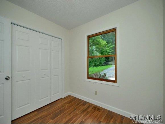 14 HOMEWOOD DRIVE - Photo 7