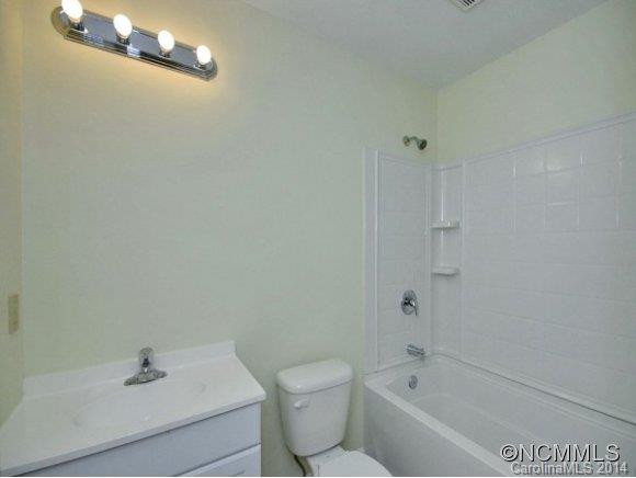 14 HOMEWOOD DRIVE - Photo 8