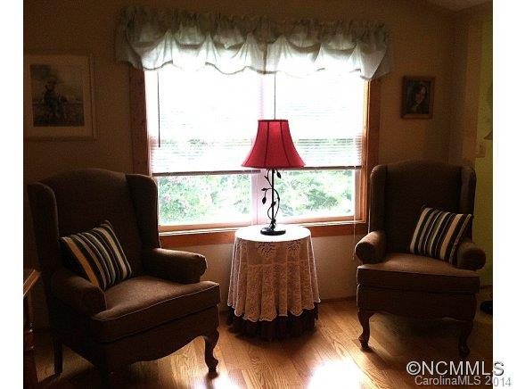 930 Troy Martin Road - Photo 7