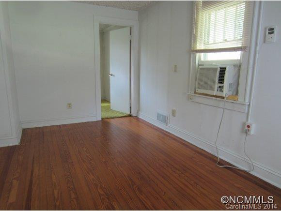 96 Barnard - Photo 13