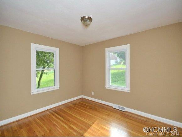 4 BOYDSTON STREET - Photo 6