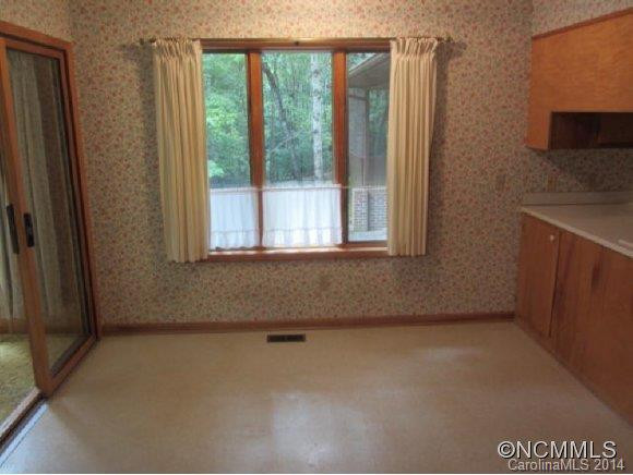 276 J Morgan Street - Photo 5