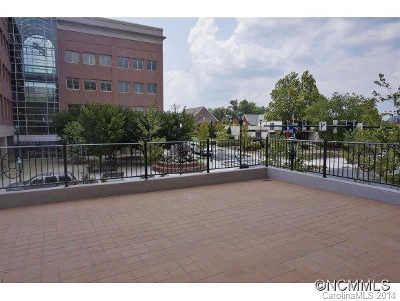 538 North Main Street - Photo 3