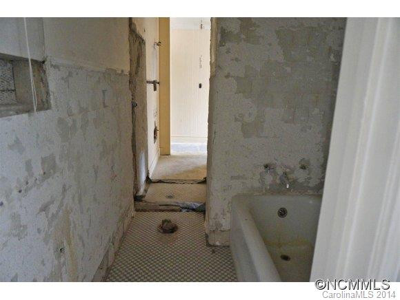 538 North Main Street - Photo 7