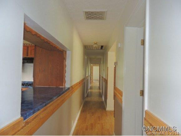 125 FOSTER ESTATE DRIVE - Photo 6
