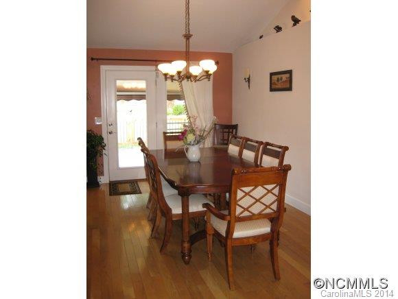 38 Meadow Drive - Photo 4