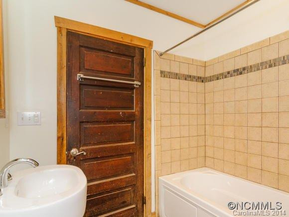149 Wyoming Avenue - Photo 17