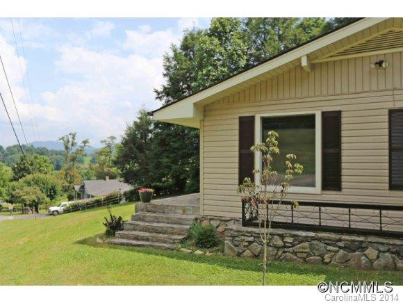285 Miami Drive - Photo 2