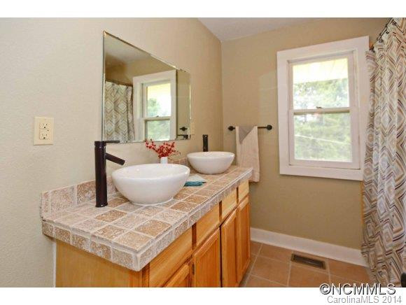 285 Miami Drive - Photo 11