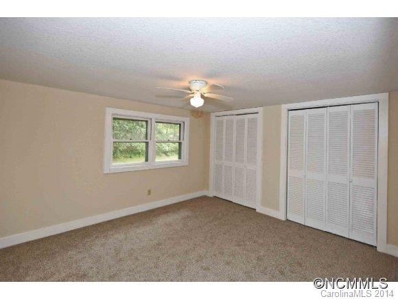 285 Miami Drive - Photo 13
