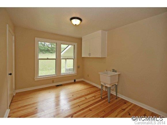 285 Miami Drive - Photo 10