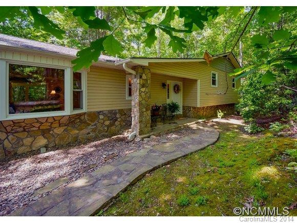 66 Pine Tree Lane - Photo 2