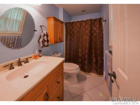 66 Pine Tree Lane - Photo 12