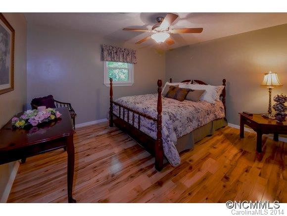 66 Pine Tree Lane - Photo 14