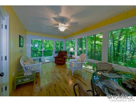 66 Pine Tree Lane - Photo 8