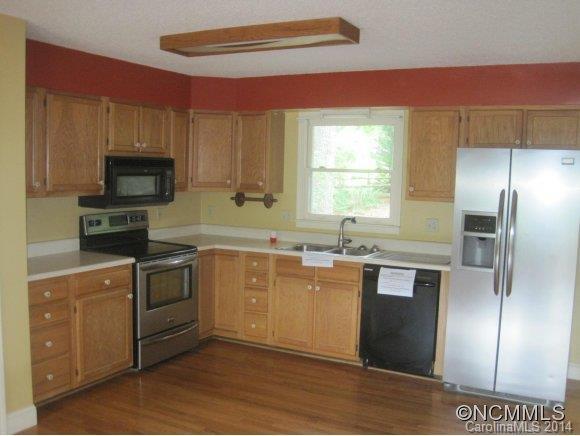26 Oakwood Road - Photo 3
