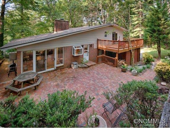 11 BRAE BURN DRIVE