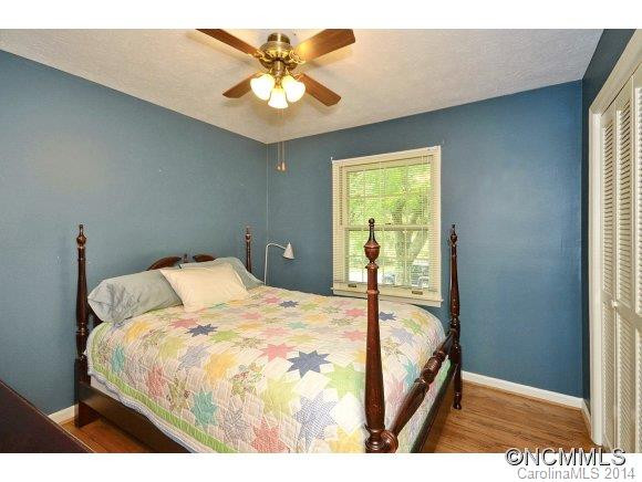20 Summit Drive - Photo 10