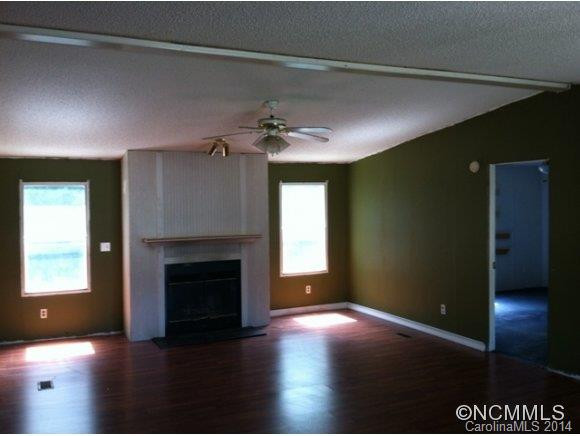 317 Camelia Lane - Photo 3