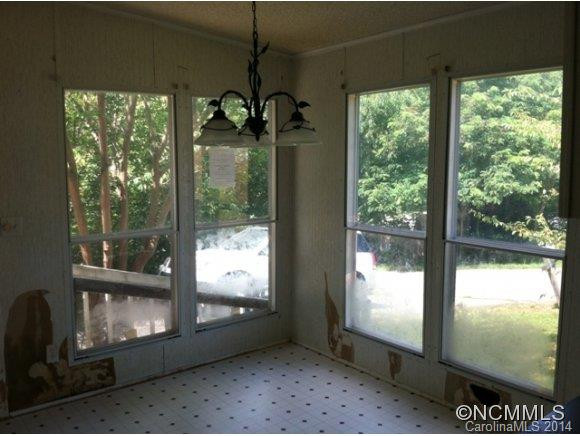 317 Camelia Lane - Photo 8