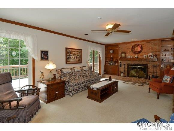 70 Azalea Lane - Photo 2