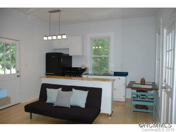 20 Wood Avenue - Photo 8