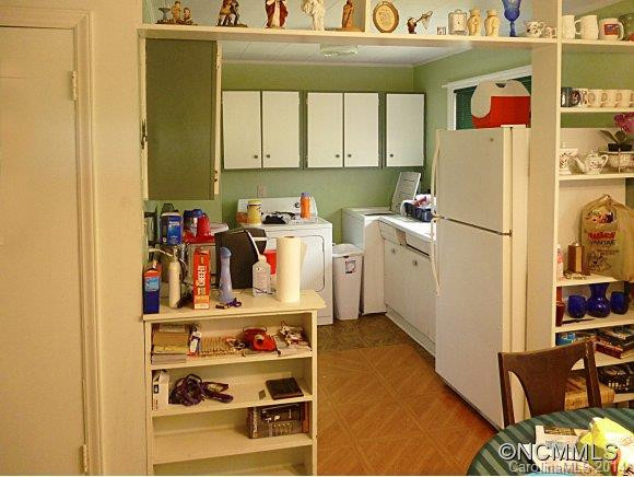 1577 Alexander Road - Photo 7